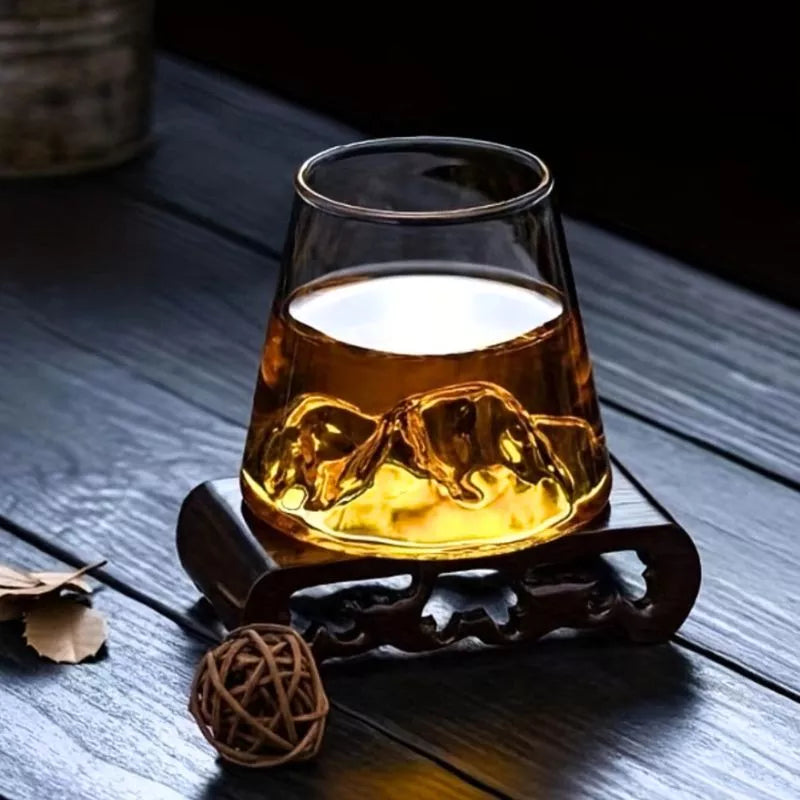 szklanka-do-piwa-z-gorami-borokrzemowe-szklo-250-ml-szczyt-piwoszy  