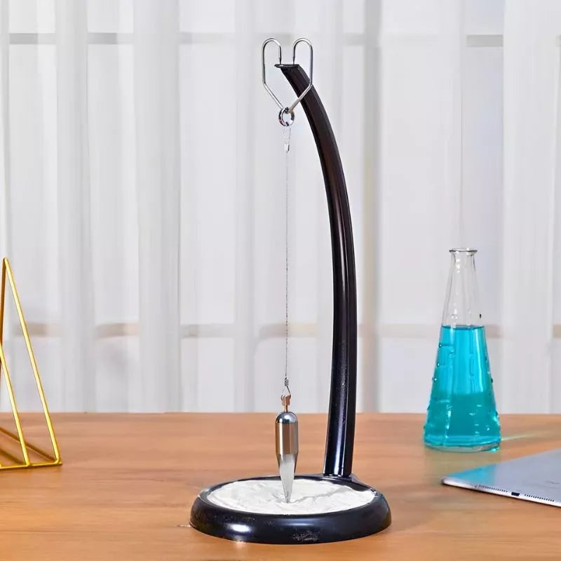 Wahadło z piaskiem w chromowanej obudowie