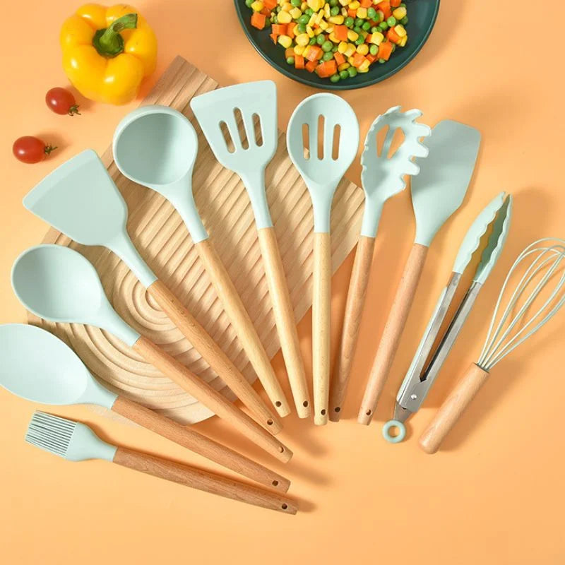 Zestaw 12 przyborow kuchennych