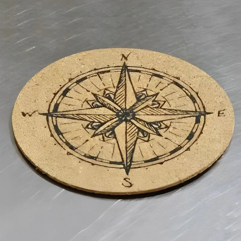 Zestaw prezentowy karafka Globus z 2 kieliszkami Deluxe