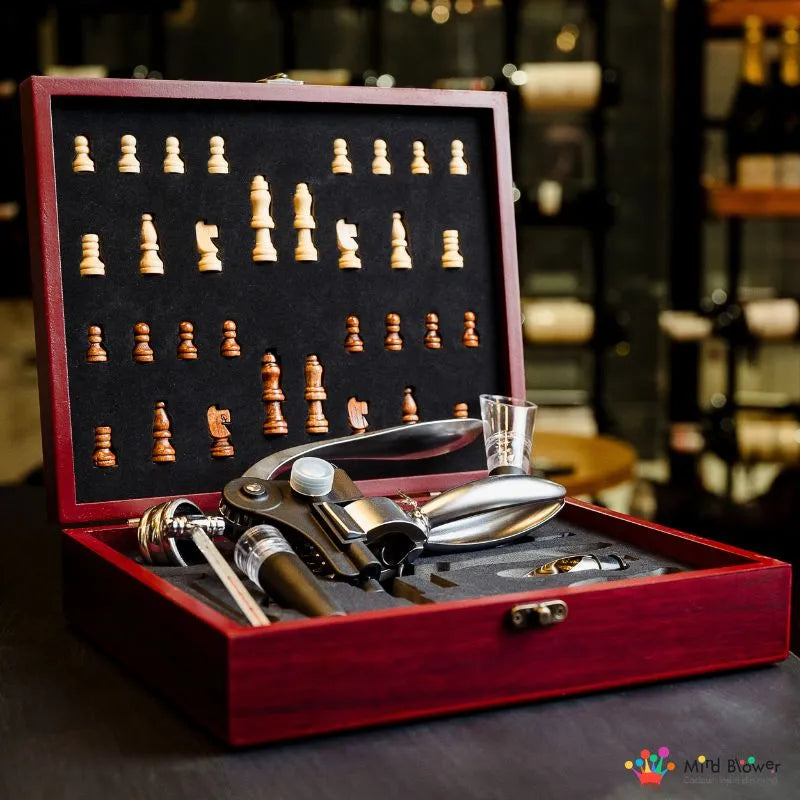 zestaw-szachy-i-akcesoria-do-wina-w-pudelku-deluxe