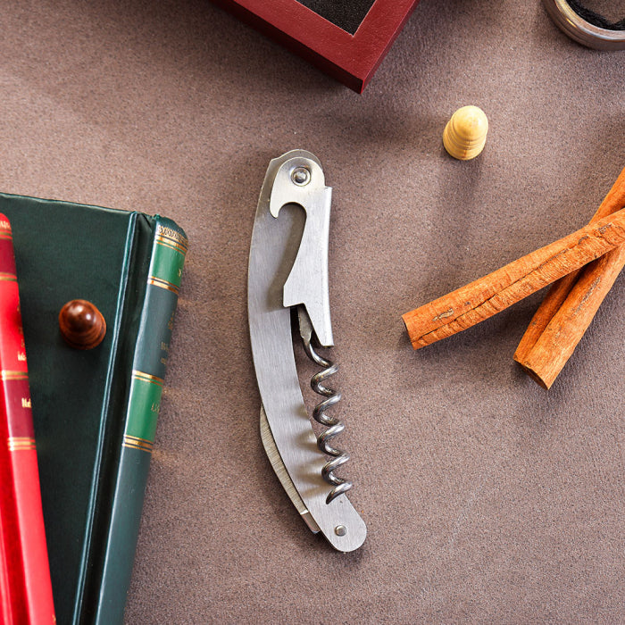 Zestaw szachów i akcesoriów do wina Checkmate Elegancka Kaseta